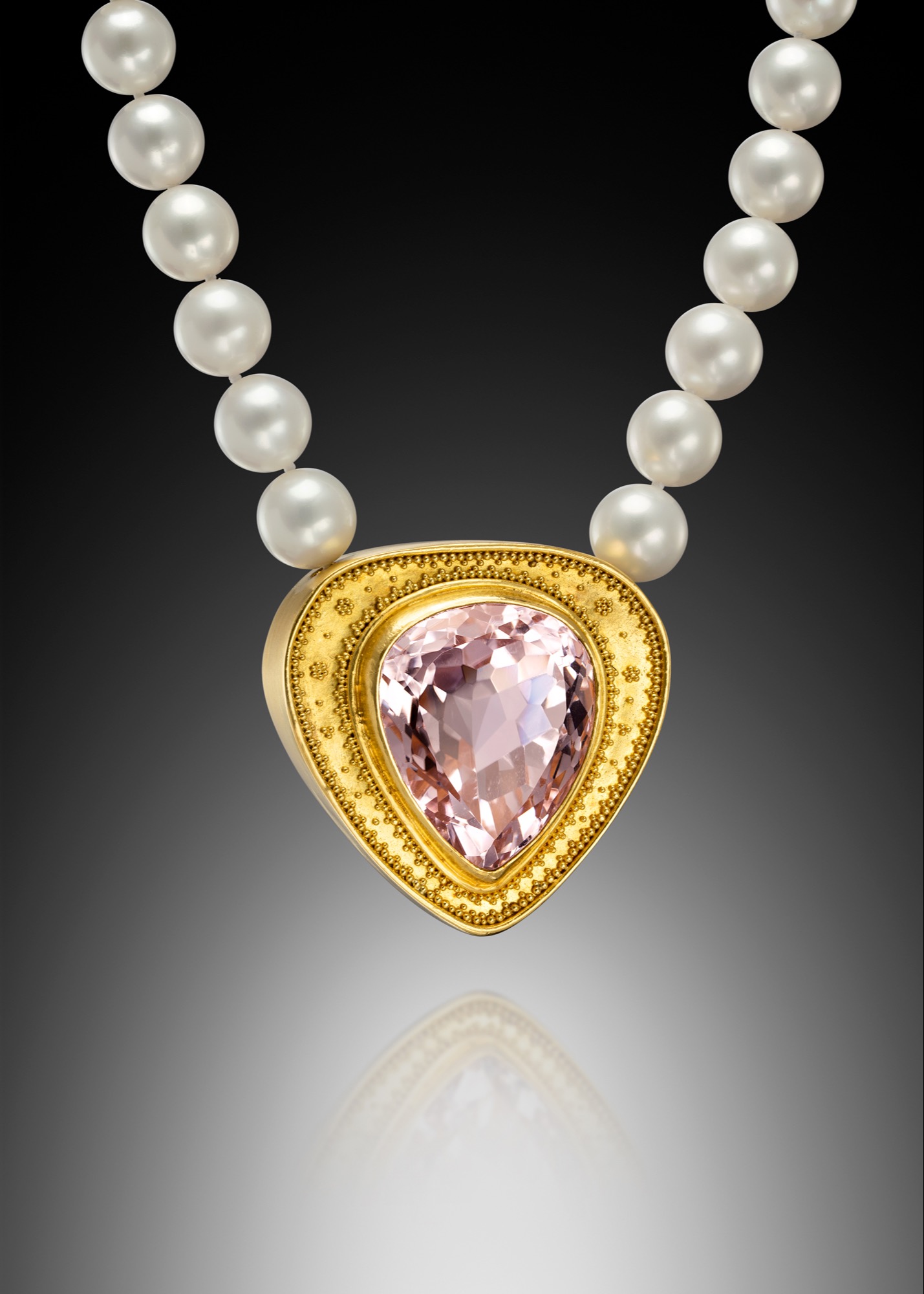 Golden with granulation and Keunzite and pearls 518